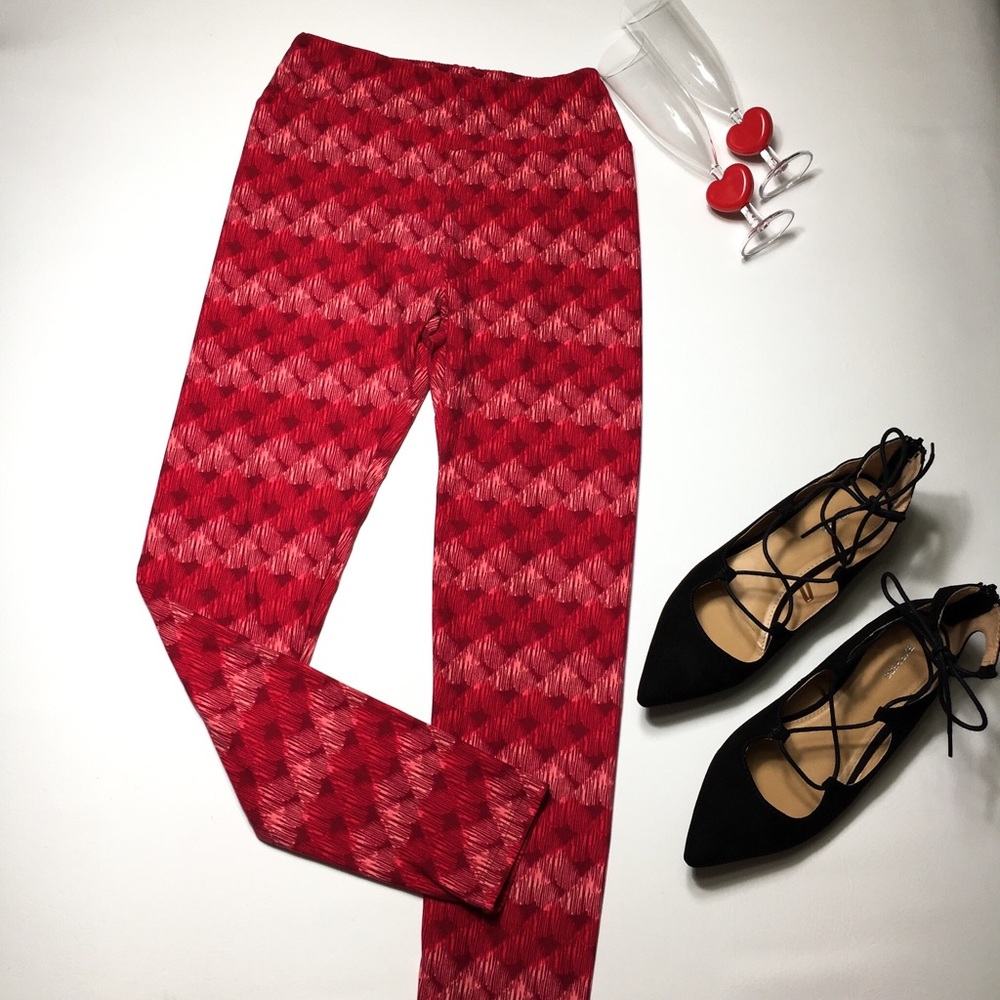 LuLaRoe Red Heart Valentines Pink Leggings